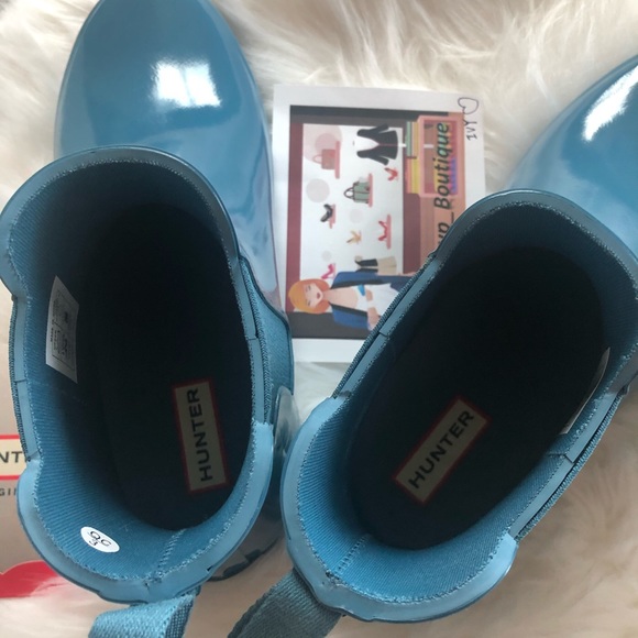 Hunter Original Refined Chelsea Rain Boots - Picture 6 of 12